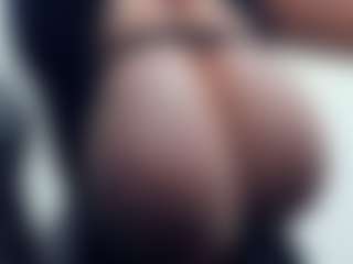 lovelyclara4u's Live Sex Cam Show