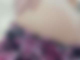 lovelyclara4u's Live Sex Cam Show