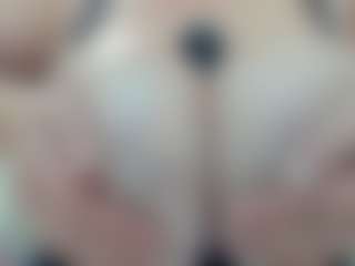 lovelyclara4u's Live Sex Cam Show