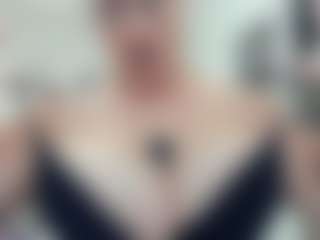 lovelyclara4u's Live Sex Cam Show