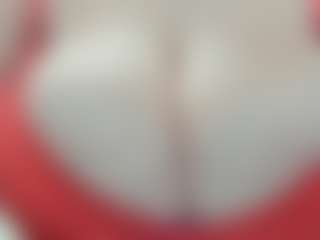 lovelyclara4u's Live Sex Cam Show