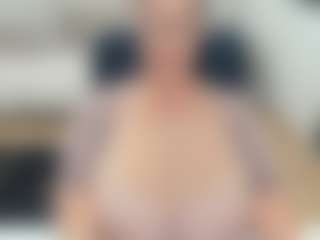 Live cam show with lovelyclara4u - Big Tits on liverealitysex.com