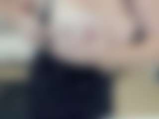 lovelyclara4u's Live Sex Cam Show