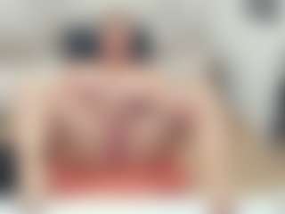 lovelyclara4u's Live Sex Cam Show