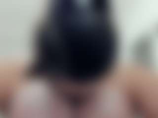 lovelyclara4u's Live Sex Cam Show
