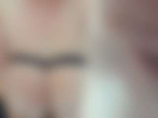 lovelyclara4u's Live Sex Cam Show
