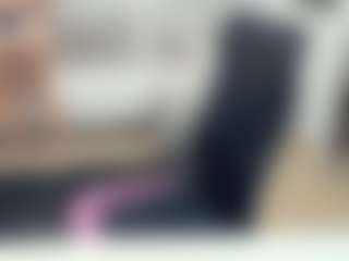 lovelyclara4u's Live Sex Cam Show