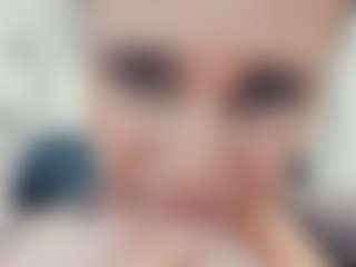 Live cam show with lovelyclara4u - HD on Gym Cam Girls