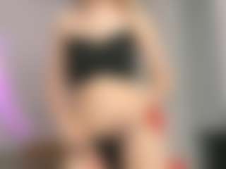 Live cam show with hotcarolinexo - Amateur on CamwithHer