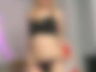 Live cam show with hotcarolinexo - White on fuck-show.com | netherlands