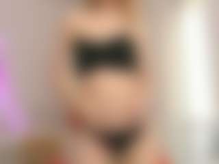 Live cam show with hotcarolinexo - Average on Hubzter Live
