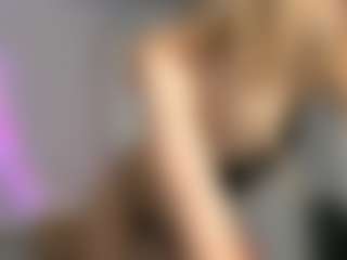 hotcarolinexo's Live Sex Cam Show