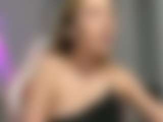 hotcarolinexo's Live Sex Cam Show