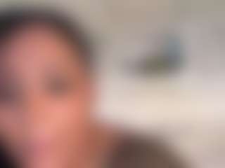 spicytits4u's Live Sex Cam Show