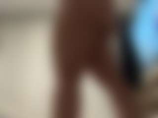 Live cam show with Gaby Ferrer - Thong on crypto-cams