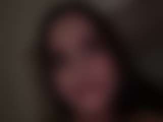 Live cam show with Gaby Ferrer - Tease Brown Hair on Livezox