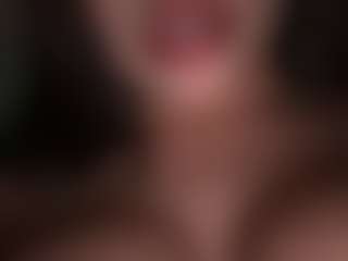 Live cam show with Gaby Ferrer - Spank Brown Hair on SpankPalCams