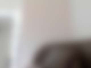 Live cam show with Gaby Ferrer - Lush on CamwithHer