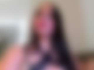 Live cam show with Gaby Ferrer - Brown Eyes on Sweet Sext