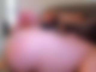 Live cam show with Gaby Ferrer - Blowjob on livesexfox.com