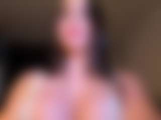 Live cam show with Gaby Ferrer - Blowjob on Pornisteam.com