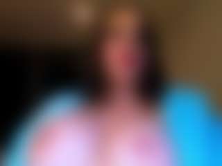 Live cam show with Gaby Ferrer - Lush Toys on Dolls Live
