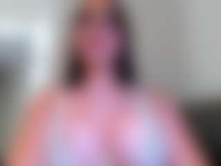 Live cam show with Gaby Ferrer - Blowjob on Camsoda
