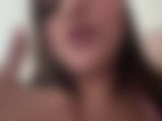 Live cam show with Gaby Ferrer - Flashing on Camsoda