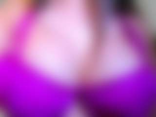 Live cam show with Gaby Ferrer - Squirt on Gym Cam Girls