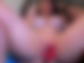 Live cam show with Gaby Ferrer - Lactation on Camsoda