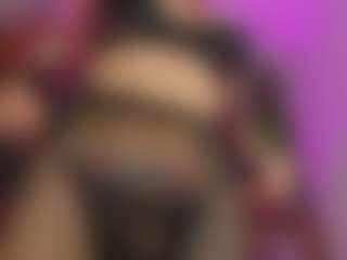 Live cam show with Ginebra - Grandes Tetas on CamSodaAdn
