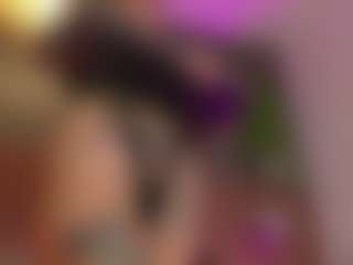 Live cam show with Ginebra - Living Room on Strip Flash - Live Sex Shows