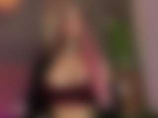 Live cam show with Ginebra - Nipple Piercings on CamwithHer