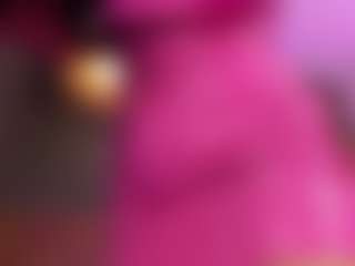 Live cam show with Ginebra - Living Room on luckytryst.com