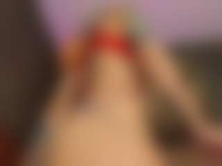Live cam show with Ginebra - Genital Piercings on Milfs Live