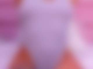 Live cam show with Hanna Taylor - Petite on xxxlivecams.org