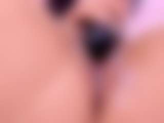 Live cam show with Hanna Taylor - Spy Petite on SinfulBabes
