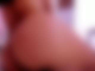 Live cam show with Hanna Taylor - Small Tits on Camsoda Late Night