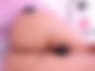 Live cam show with Hanna Taylor - Anal Toys on Big Tits