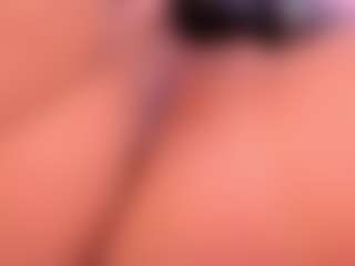 Live cam show with Hanna Taylor - Squirt Teen (18+) on fapnchat