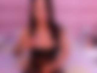 Live cam show with Hanna Taylor - Facial on Soda Cam