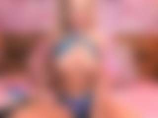 Live cam show with LiaMetz - Blue Eyes on Camsoda