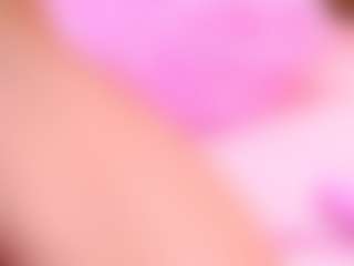 Live cam show with LiaMetz - Thin on Instabang