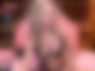 Live cam show with LiaMetz - Living Room on Hubzter Live