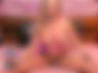 Live cam show with LiaMetz - Thin on Dolls Live