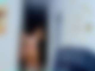 Live cam show with Barbiets - Lean on Camsoda