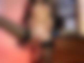 Live cam show with labianca - Striptease on xxxlivecams.org