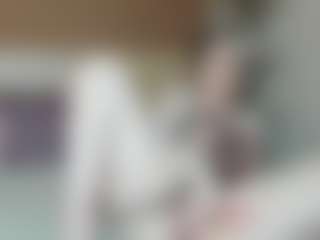 Live cam show with mandyblaire - Moaning on AdultVida.com