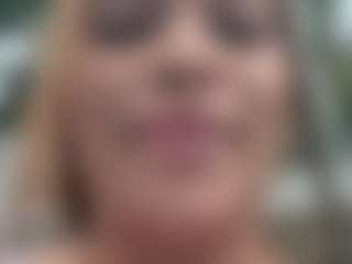 Salomme Cruz's Live Sex Cam Show
