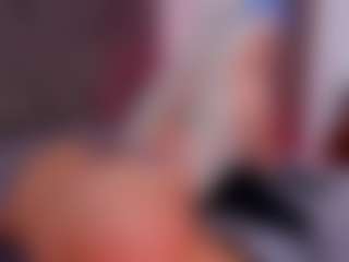 Live cam show with Salomme Cruz - Short on Camsoda